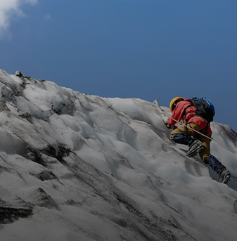 How Long Does It Take to Climb Mount Everest?
